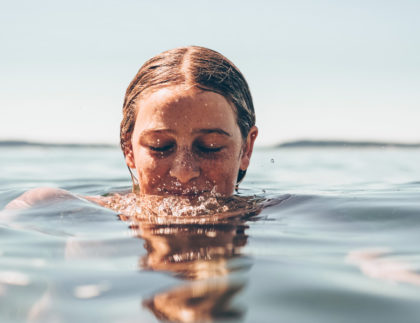 stay-hydrated-when-travelling